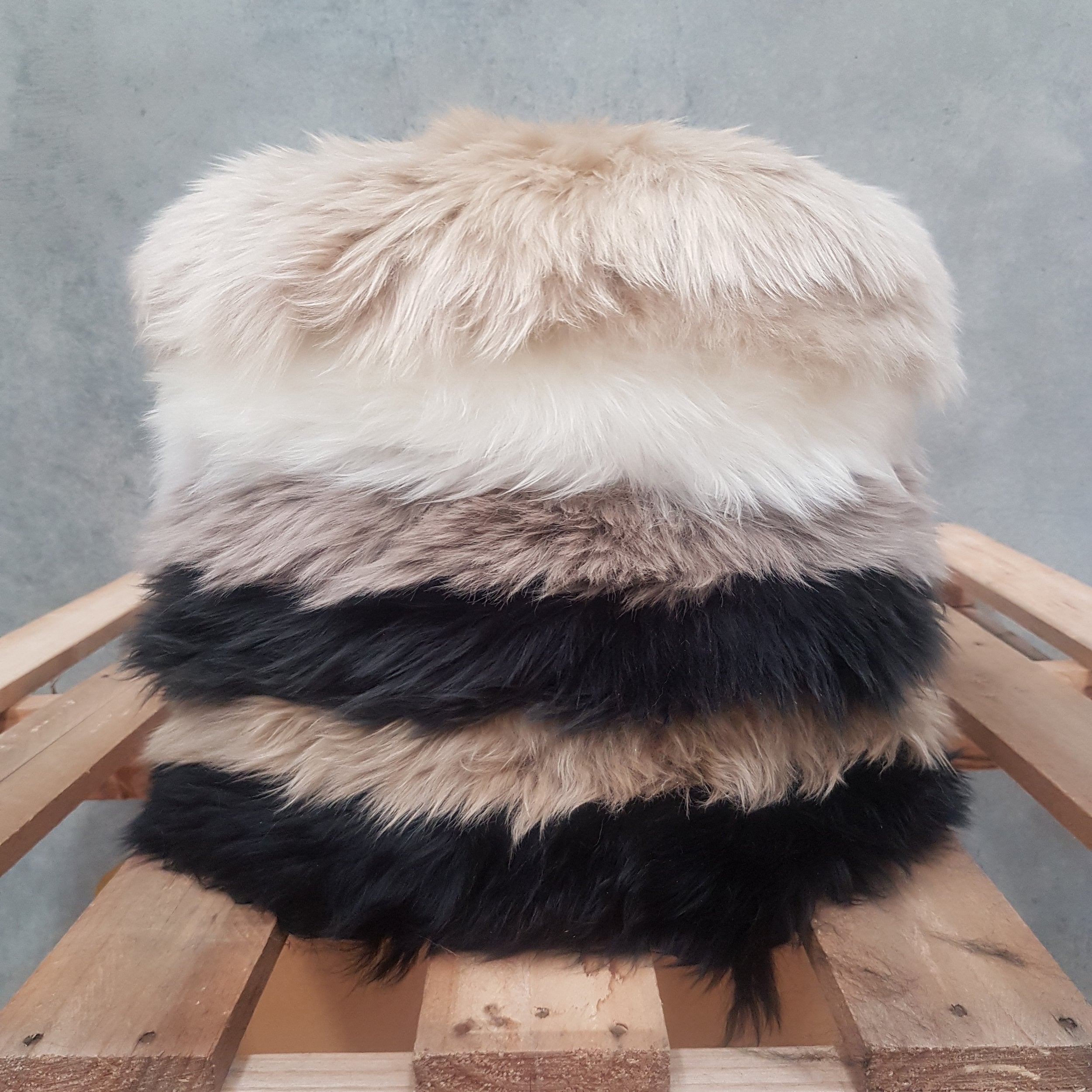Faux Fur Natural Seat Pads Round Sheepskin Seat Pads – Loft