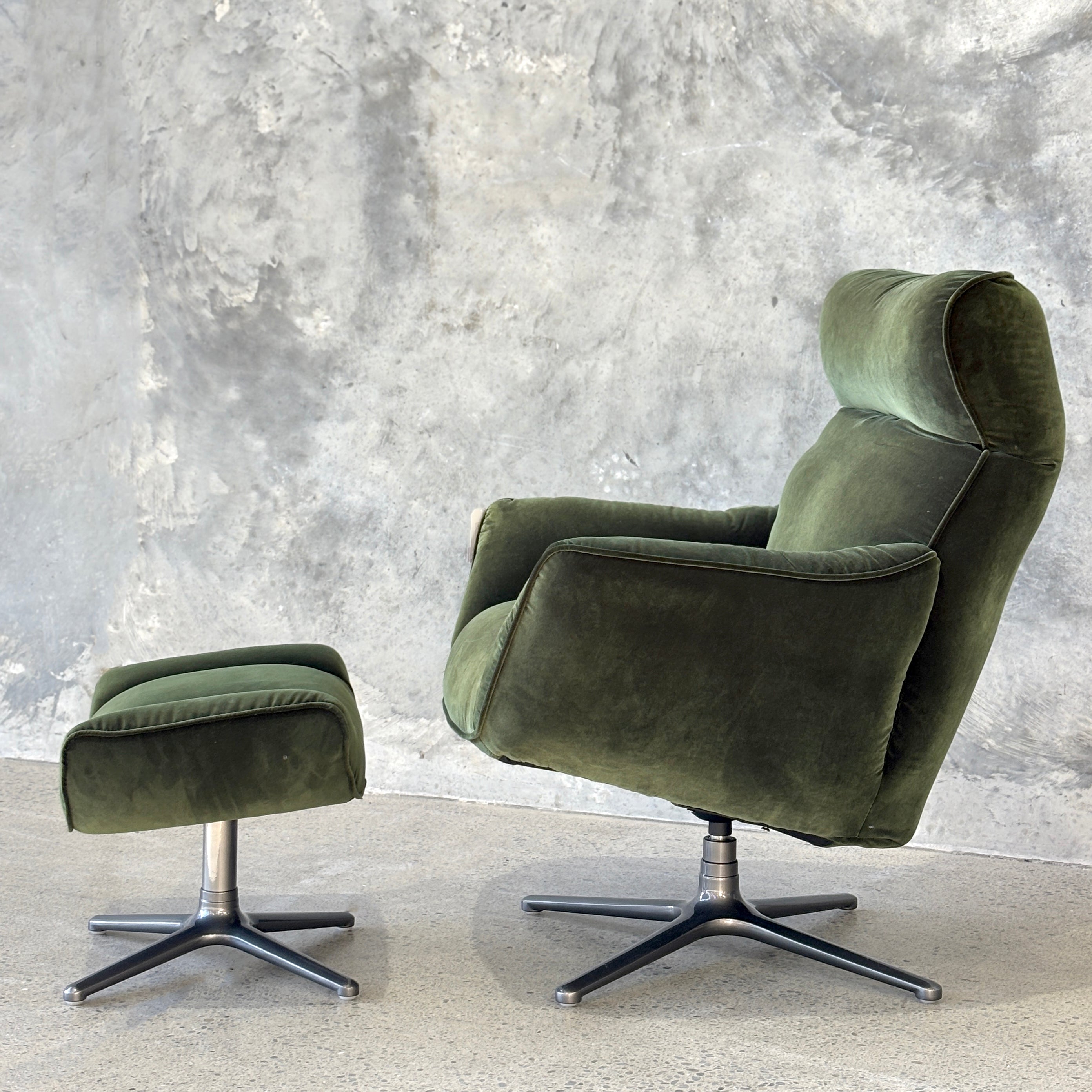 Carlos Recliner Swivel Chair Green Velvet – Loft Furniture NZ